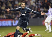 开云体育下载-哈弗茨爆发引领战术革命，南非争冠战险胜威尔士的启示