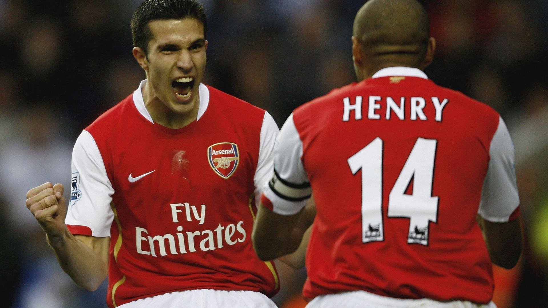 雷霆横扫猛龙，詹姆斯成为关键先生，一场定义时代的胜利